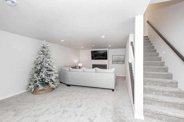 7485 15th Street S, Fargo, ND 58104