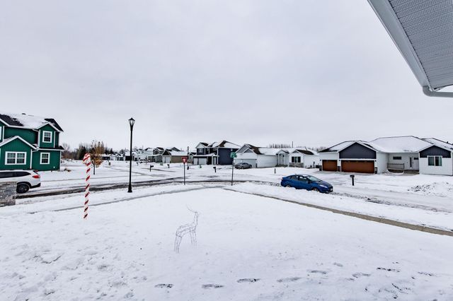 7485 15th Street S, Fargo, ND 58104