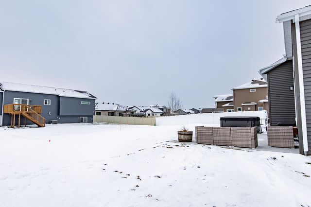 7485 15th Street S, Fargo, ND 58104