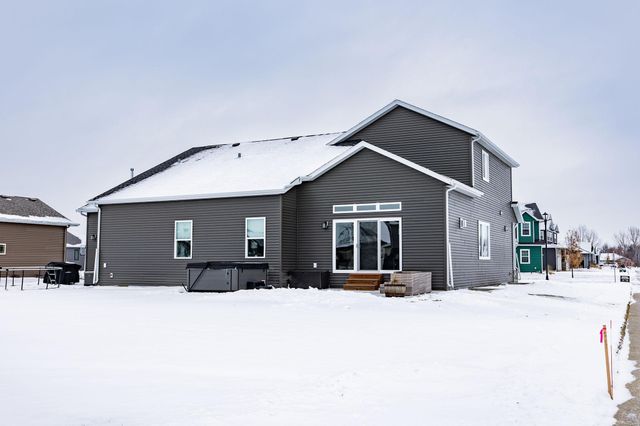 7485 15th Street S, Fargo, ND 58104