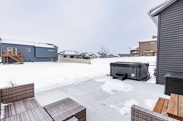 7485 15th Street S, Fargo, ND 58104