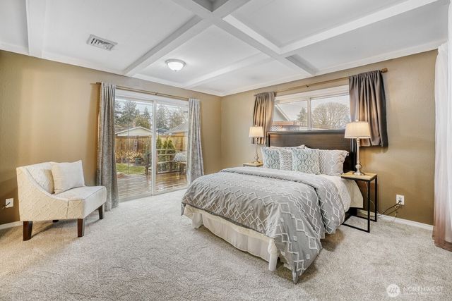 4802 S Grove Place, Tacoma, WA 98409