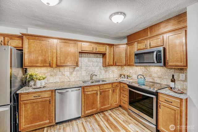 4802 S Grove Place, Tacoma, WA 98409