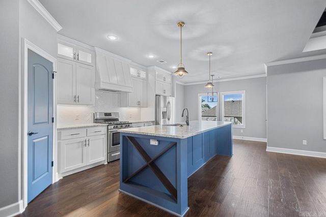 2043 Englewood Cove, Benton, AR 72019