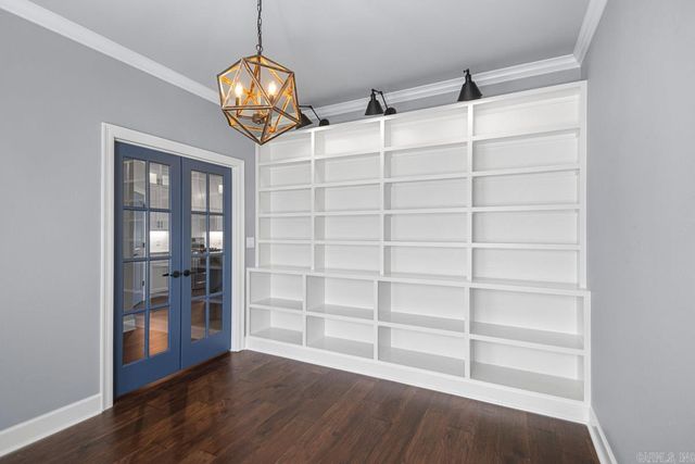 2043 Englewood Cove, Benton, AR 72019