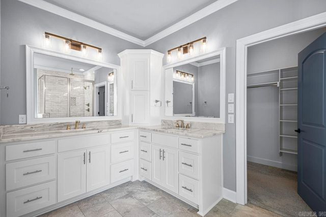 2043 Englewood Cove, Benton, AR 72019