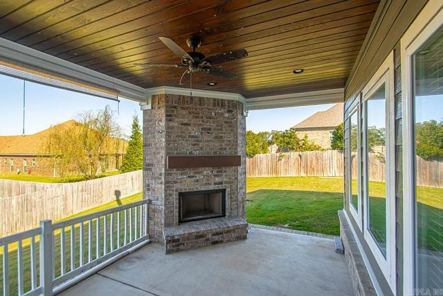 2043 Englewood Cove, Benton, AR 72019