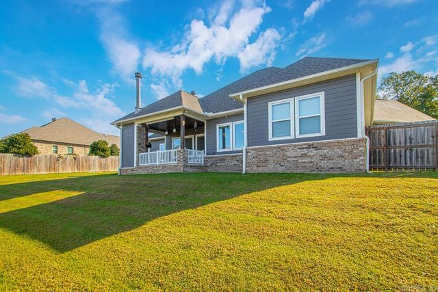 2043 Englewood Cove, Benton, AR 72019