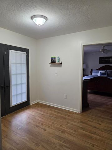 113 Sun Circle, Petal, MS 39465