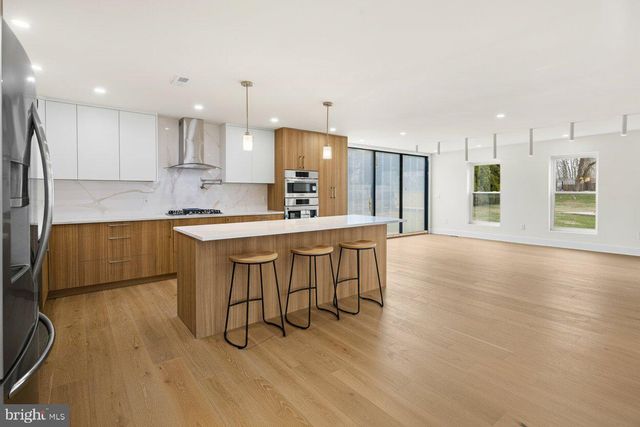 38 MAGNOLIA PL, Philadelphia, PA 19115