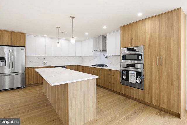 38 MAGNOLIA PL, Philadelphia, PA 19115