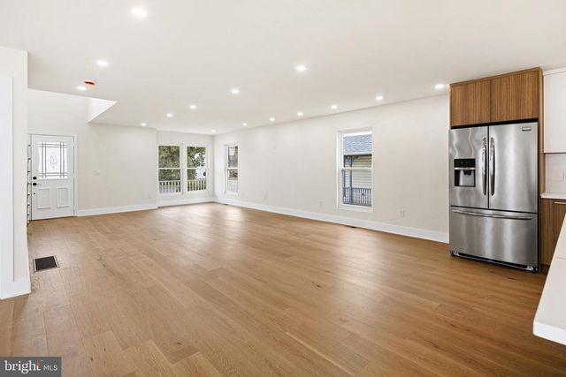 38 MAGNOLIA PL, Philadelphia, PA 19115