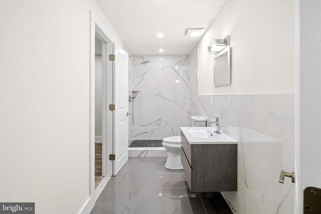 38 MAGNOLIA PL, Philadelphia, PA 19115