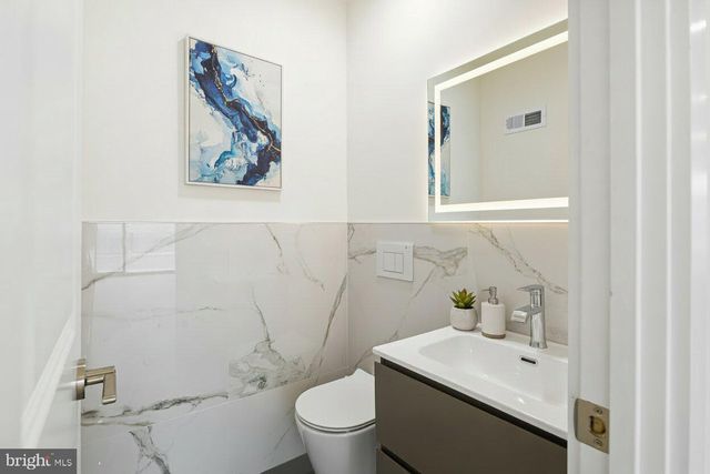 38 MAGNOLIA PL, Philadelphia, PA 19115