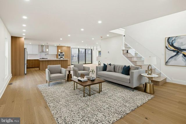 38 MAGNOLIA PL, Philadelphia, PA 19115