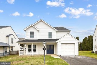 38 MAGNOLIA PL, Philadelphia, PA 19115