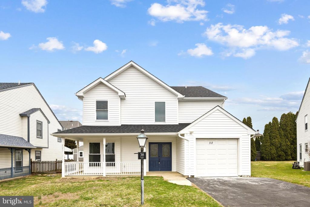 38 MAGNOLIA PL, Philadelphia, PA 19115