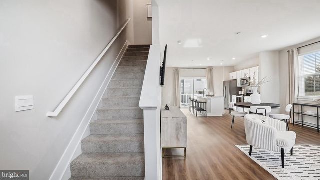 141 SIOUX LOOP, Winchester, VA 22602