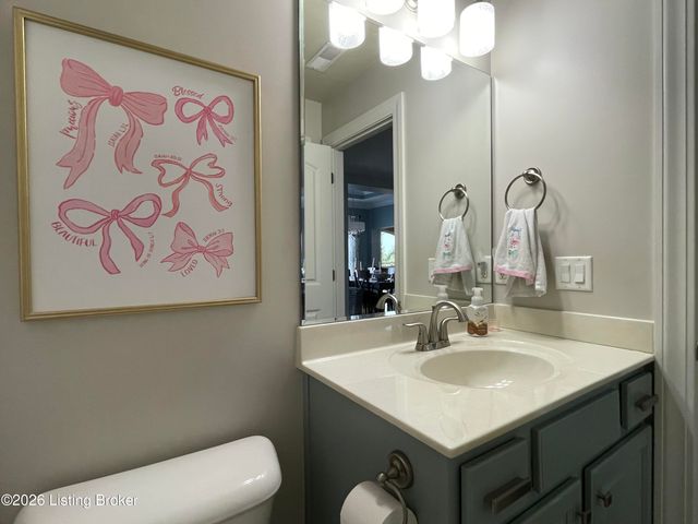 7913 Emma Ct, Louisville, KY 40291