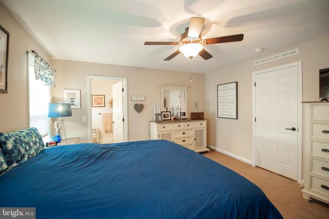 1 SANDPIPER DR, Bechtelsville, PA 19505