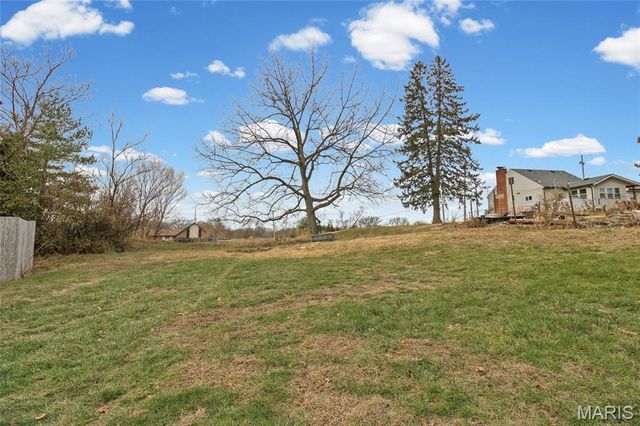 220 Lookout Avenue, Valley Park, MO 63088