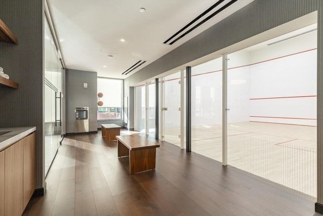 380 Harrison Ave PH1J, Boston, MA 02118