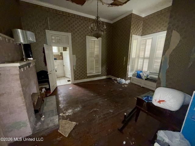 101 S Main Street, Mount Olive, MS 39119