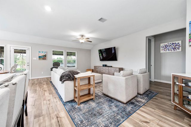 2710 Summer Indigo Trail, Pearland, TX 77089