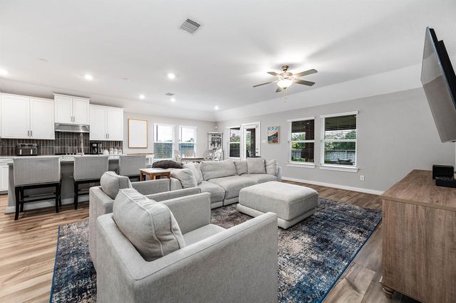 2710 Summer Indigo Trail, Pearland, TX 77089