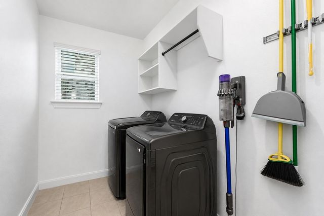 2710 Summer Indigo Trail, Pearland, TX 77089
