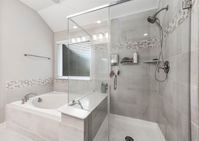 2710 Summer Indigo Trail, Pearland, TX 77089