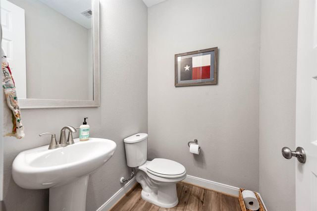 2710 Summer Indigo Trail, Pearland, TX 77089