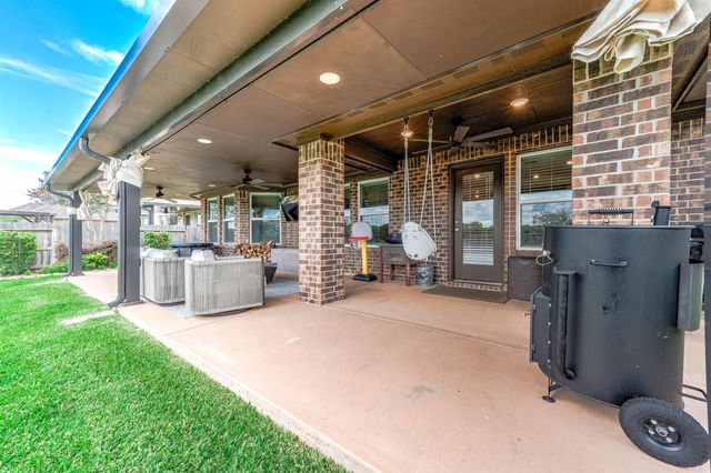 2710 Summer Indigo Trail, Pearland, TX 77089