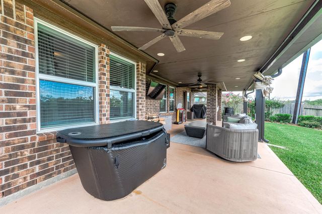 2710 Summer Indigo Trail, Pearland, TX 77089