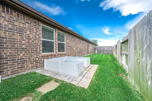 2710 Summer Indigo Trail, Pearland, TX 77089