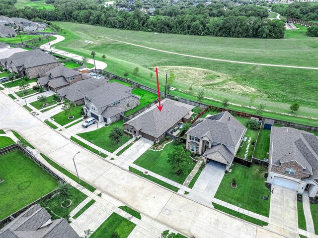 2710 Summer Indigo Trail, Pearland, TX 77089