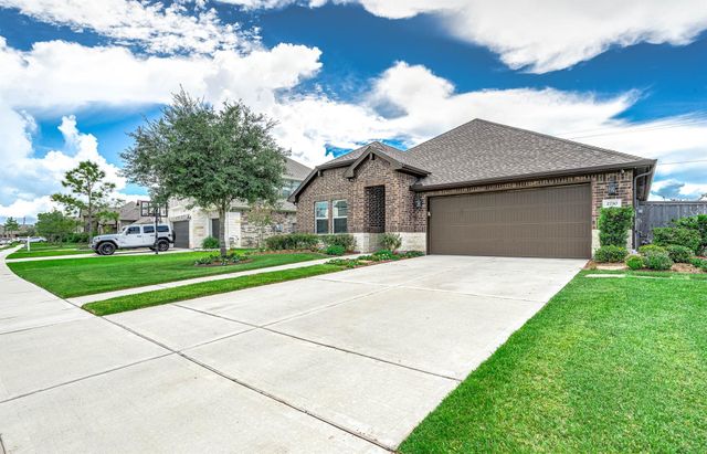 2710 Summer Indigo Trail, Pearland, TX 77089