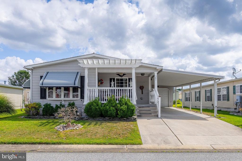 580 EDGEMONT DR, Williamstown, NJ 08094