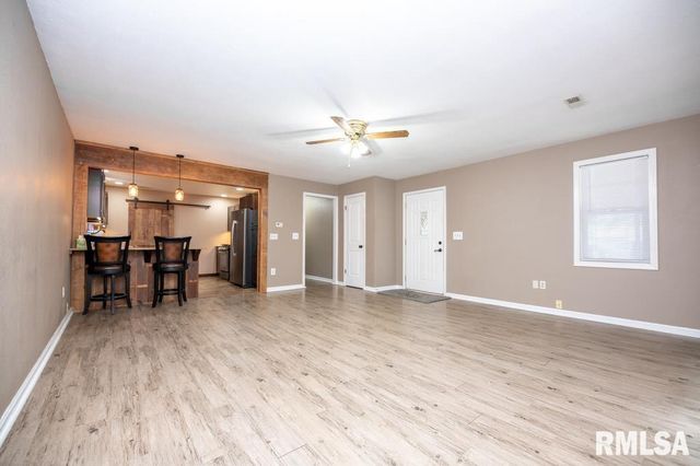 145 URBANDALE Avenue, East Peoria, IL 61611