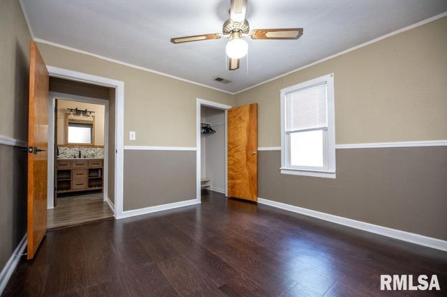 145 URBANDALE Avenue, East Peoria, IL 61611