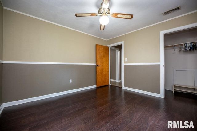 145 URBANDALE Avenue, East Peoria, IL 61611