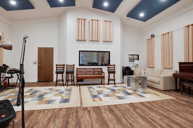1200 Pierce Rd, Madison, TN 37115