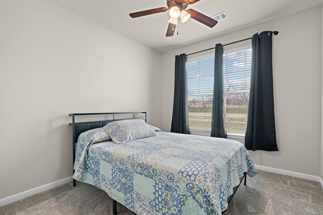 325 County Road 4764, Boyd, TX 76023