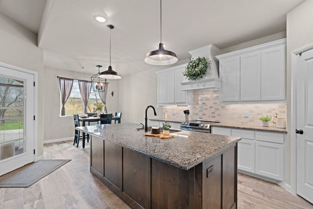 325 County Road 4764, Boyd, TX 76023