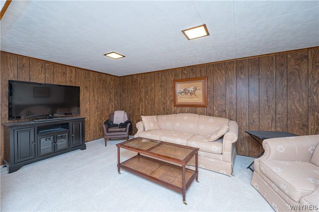 4364 Chisholm Trail, Hamburg, NY 14075