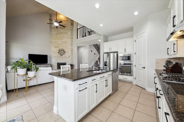 2960 Gibbons Hill Lane, League City, TX 77573