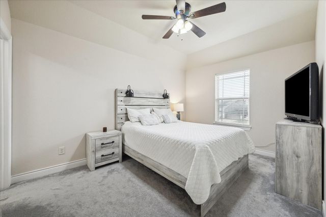 2960 Gibbons Hill Lane, League City, TX 77573