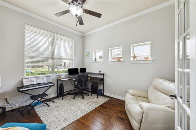 2960 Gibbons Hill Lane, League City, TX 77573