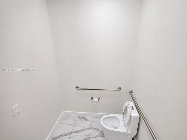 2355 NW 70th Avenue 9, Miami, FL 33122