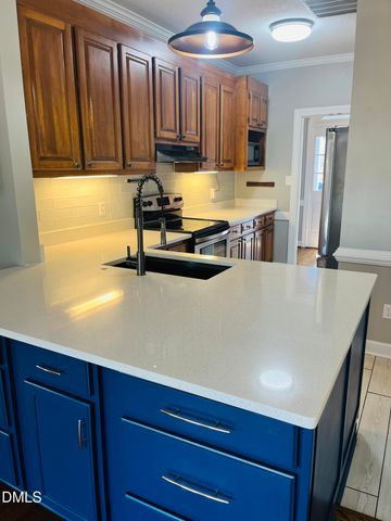 51 Eagles Roost, Sanford, NC 27332